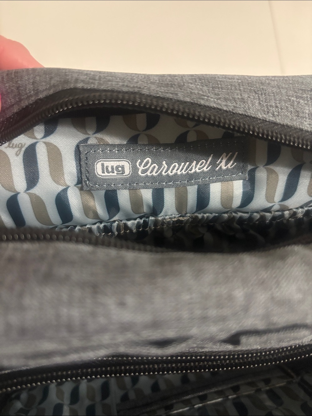 Lug Carousel XL Gray Crossbody Bag - Picture 6 of 6